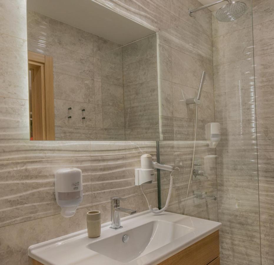 Hotel Osetia Garden 몸칠그라드 외부 사진