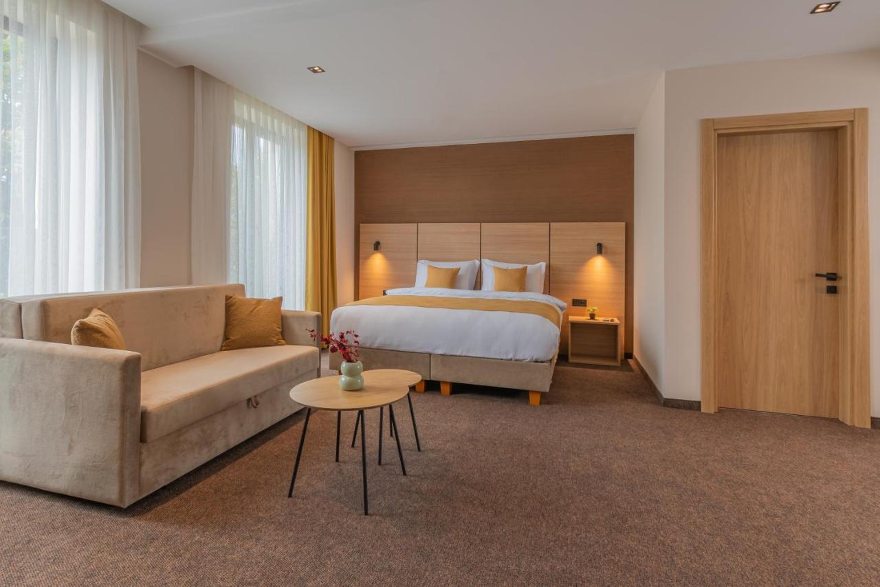 Hotel Osetia Garden 몸칠그라드 외부 사진