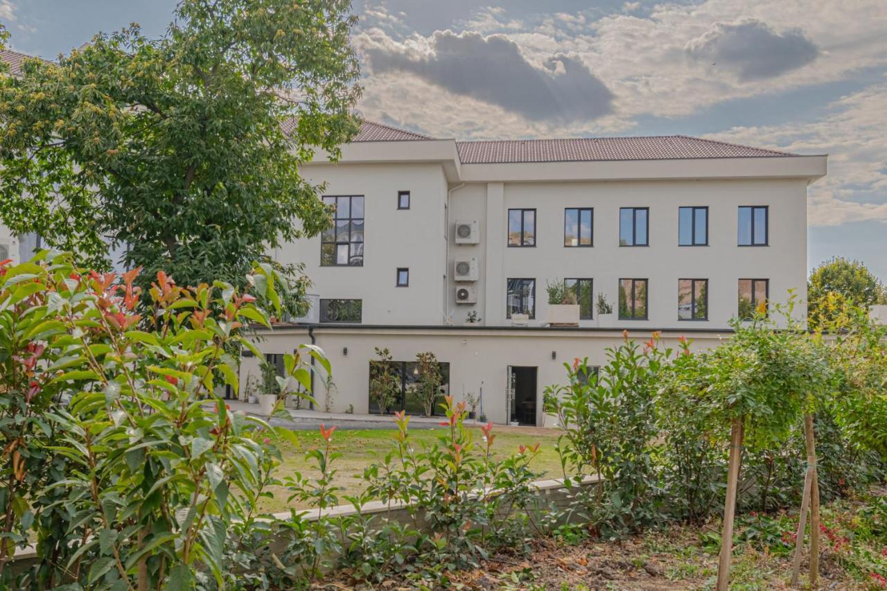 Hotel Osetia Garden 몸칠그라드 외부 사진