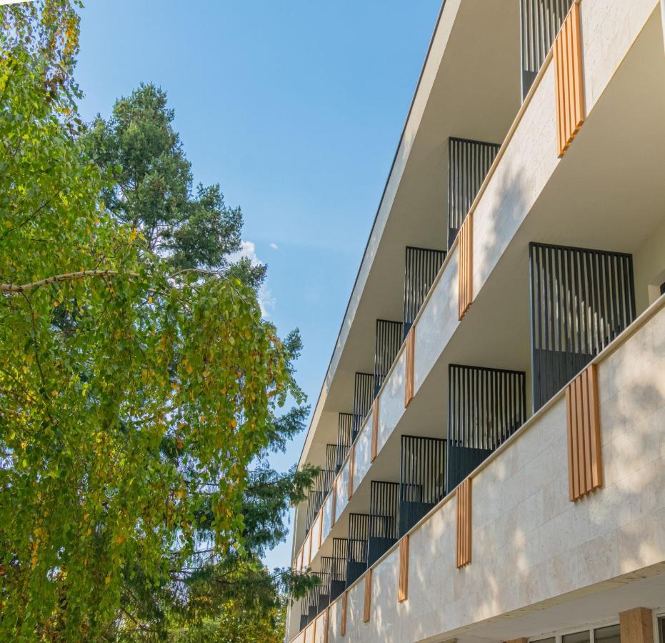 Hotel Osetia Garden 몸칠그라드 외부 사진